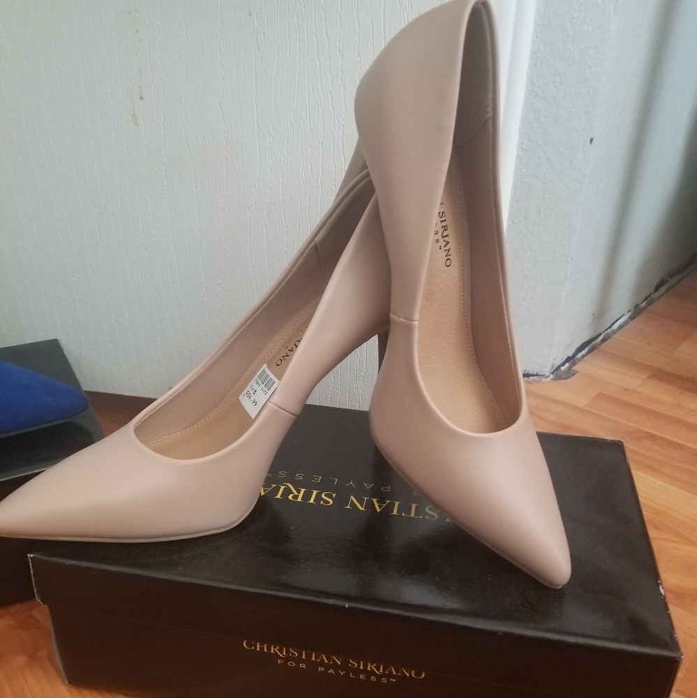 Heels - Picture 2 of 2